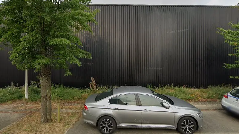 Vue de la rue devant FAUN Environnement, Les Sorinières