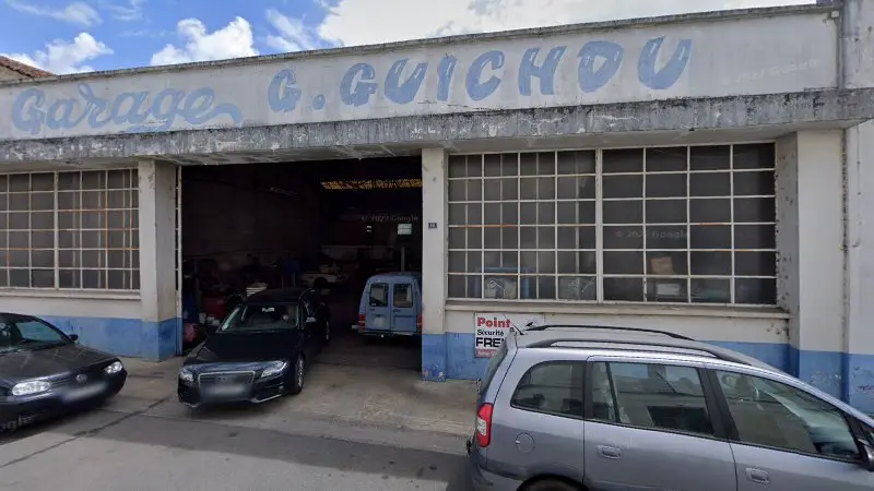 Vue de la rue devant Guichou Gilles, La Rochefoucauld-en-Angoumois
