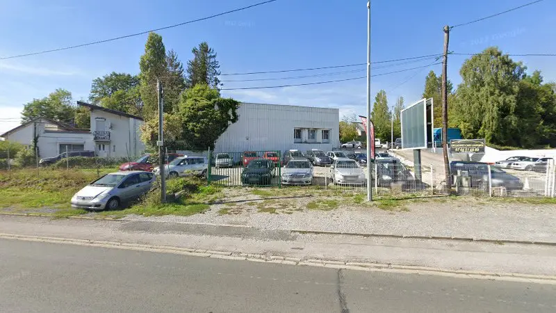 Vue de la rue devant ABS AUTO (EXCLUSIVES CARS LOUVROIL), Maubeuge