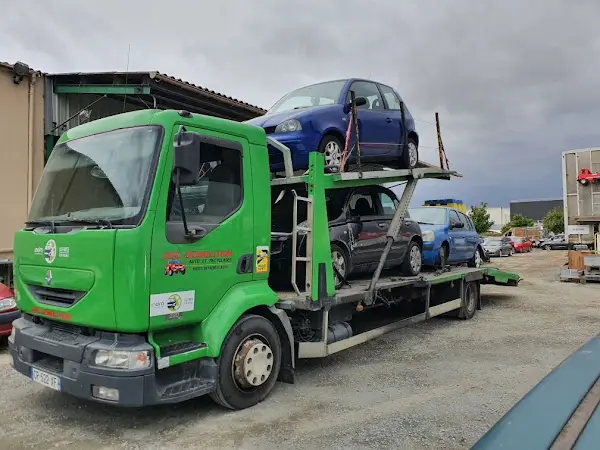 Photo publiée sur la fiche Google de ABC DEMOLITION CASSE AUTO ET RECYCLAGES, Thouars