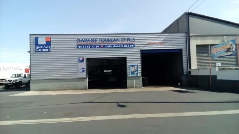 Photo publiée sur la fiche Google de GARAGE TOURLAN ET FILS, Aurillac