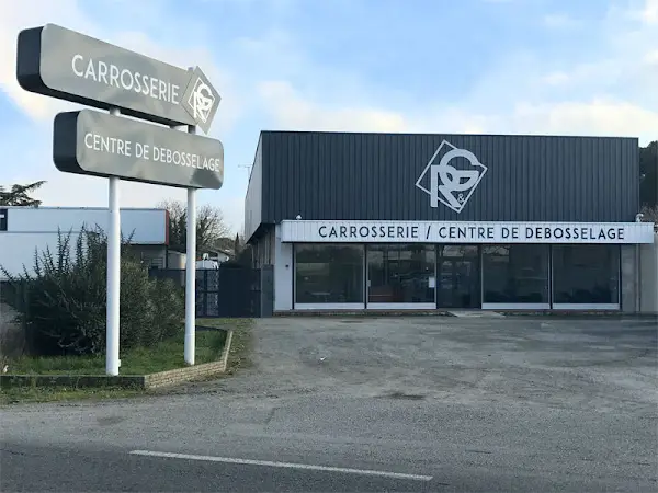 Photo publiée sur la fiche Google de Carrosserie R&G | Atelier de carrosserie et débosselage à Portet-sur-Garonne, Portet-sur-Garonne