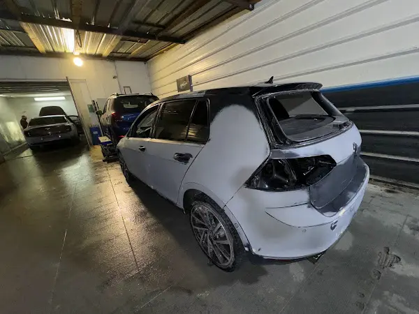 Photo publiée sur la fiche Google de GARAGE CLINIQUE DE L'AUTO, Saint-Denis