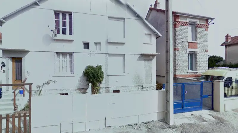 Vue de la rue devant Espenelle Sarl, Romilly-sur-Seine