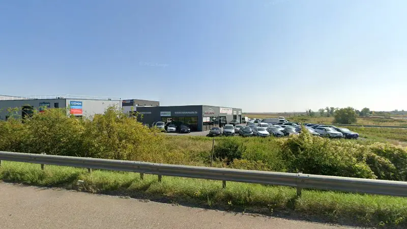 Vue de la rue devant Garage Avatacar Bouxières-Sous-Froidmont, Bouxières-sous-Froidmont