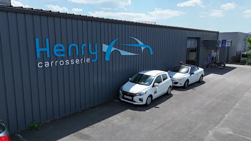 Photo publiée sur la fiche Google de TOP GARAGE - CARROSSERIE HENRY, Aytré