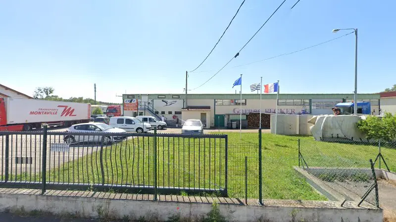 Vue de la rue devant Crfo Vente Pieces Detachees, Dombasle-sur-Meurthe