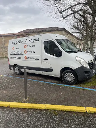 Photo publiée sur la fiche Google de la boite à pneus à domicile, Castelnau-de-Médoc