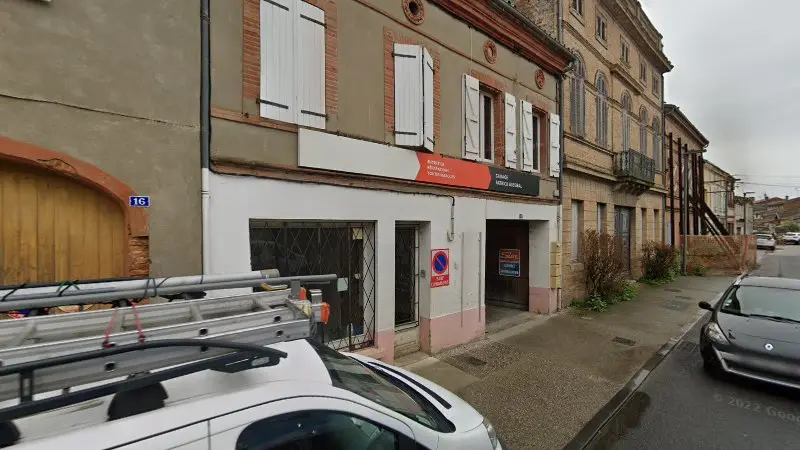 Vue de la rue devant Eurorepar Garage Aussibal, Grisolles