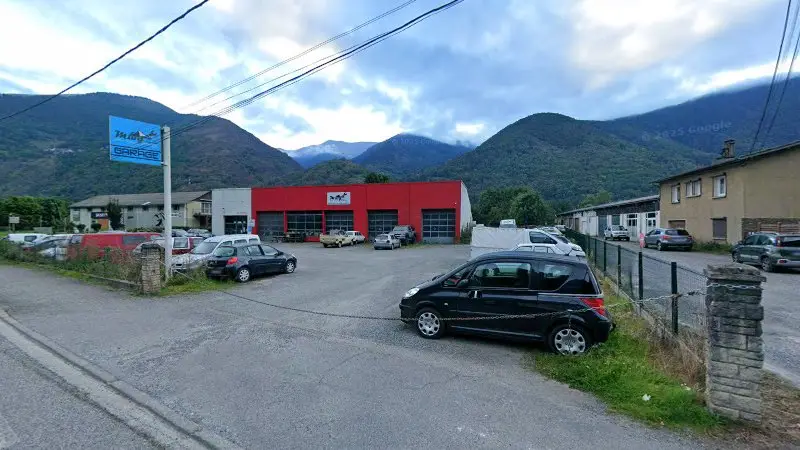 Vue de la rue devant France Pare-Brise - Chez Garage MWG, Bagnères-de-Luchon