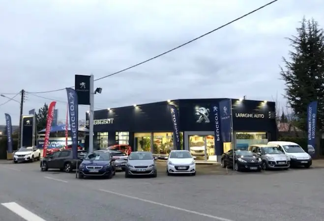 Photo publiée sur la fiche Google de TREZZINI Peugeot - Laragne Auto, Laragne-Montéglin