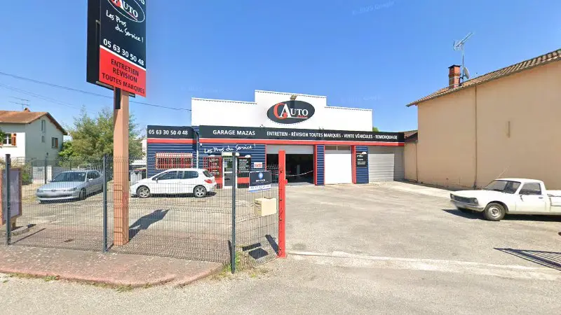 Vue de la rue devant GARAGE MAZAS - G Autos, Reyniès