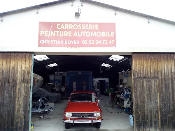 Photo publiée sur la fiche Google de carrosserie boyer christian, Chancelade