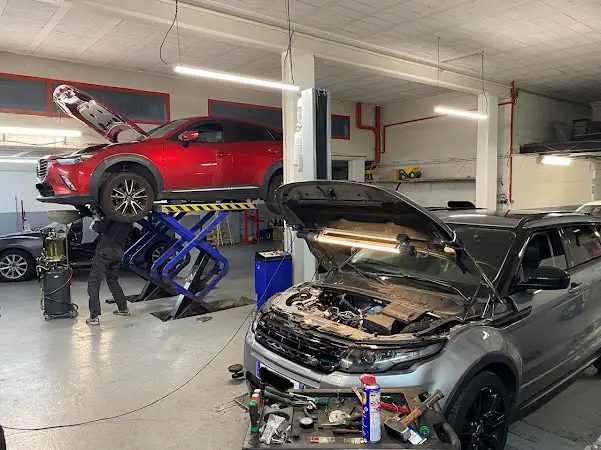 Photo publiée sur la fiche Google de CARROSSERIE TORRES, Mougins