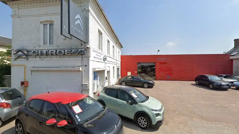 Vue de la rue devant STE D'EXPLOITATION DU GARAGE GRANDSERRE - Citroën, La Neuville-Chant-d'Oisel