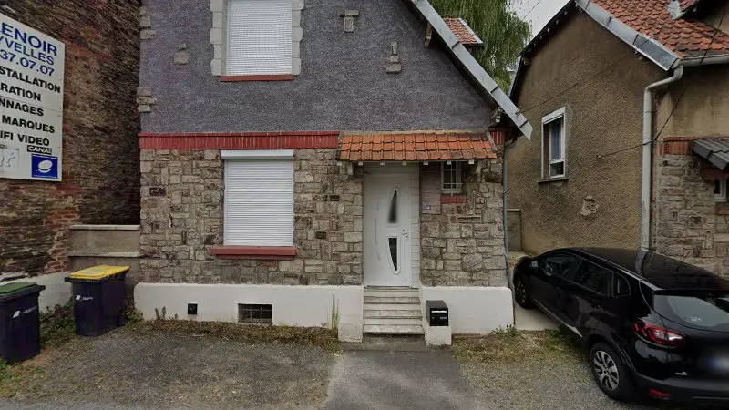 Vue de la rue devant Olivier, Nouzonville