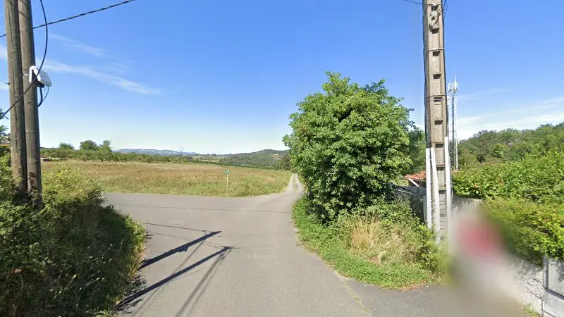Vue de la rue devant Automobiles Interventions Réparations A I R, Fleurieux-sur-l'Arbresle
