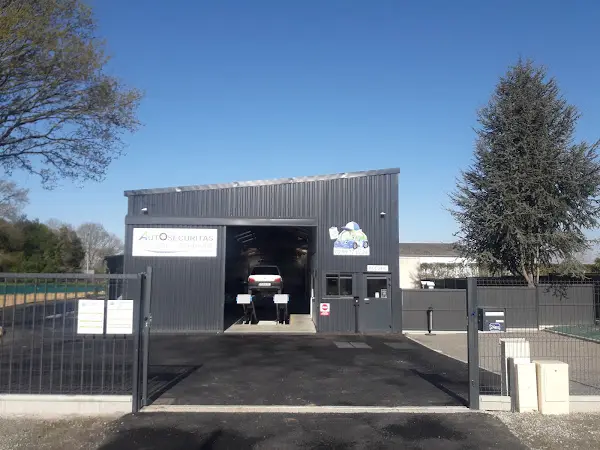Photo publiée sur la fiche Google de AUTOSECURITAS Contrôle Technique Automobile, L'Hermitage