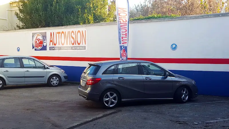 Photo publiée sur la fiche Google de Centre de Contrôle Technique Autovision Antunes & fils, Saint-Maur-des-Fossés