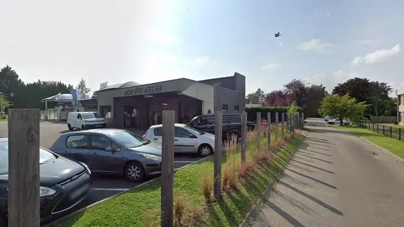 Vue de la rue devant mon p'tit atelier, Bois-Guillaume