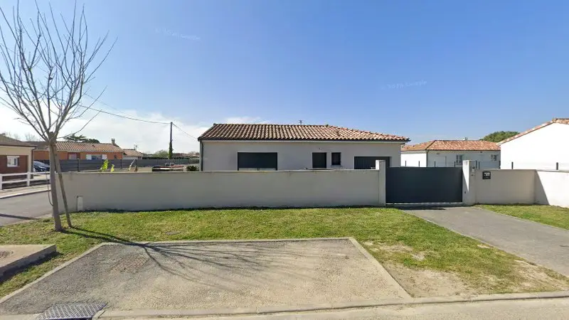 Vue de la rue devant SARL PH'AST 31 / RESEAU ACTIGLASS, Labastidette