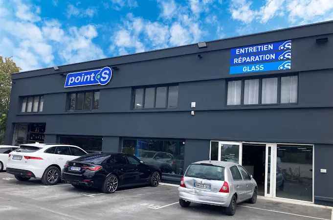 Photo publiée sur la fiche Google de Centre pare-brise S Glass Pernes-les-Fontaines, Pernes-les-Fontaines