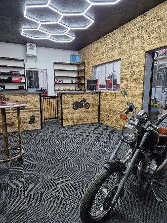 Photo publiée sur la fiche Google de ANTOINE MOTOS, Jussey