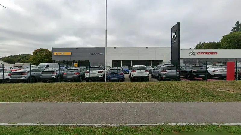 Vue de la rue devant DS SERVICE LOUVIERS, Val-de-Reuil