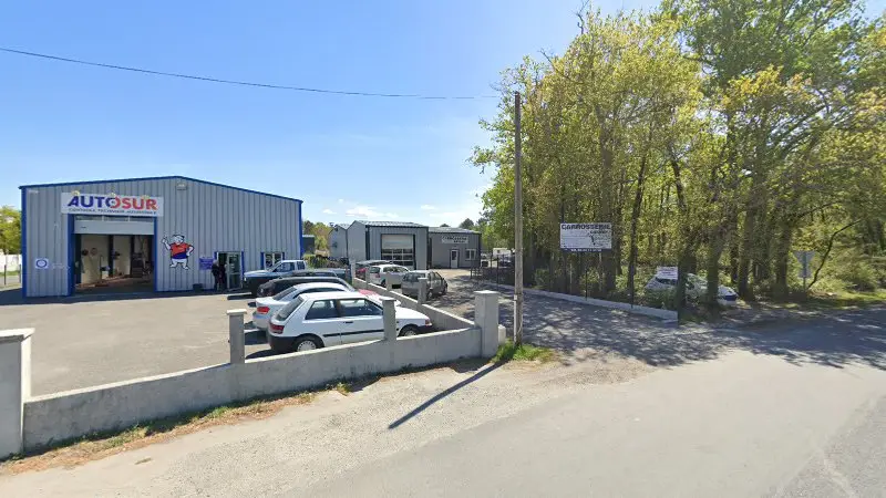 Vue de la rue devant Carrosserie Davand - MOTRIO, Saint-Vivien-de-Médoc