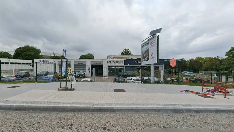 Vue de la rue devant Garage Renault Brabois, Vandœuvre-lès-Nancy