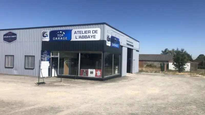 Photo publiée sur la fiche Google de TOP GARAGE - ATELIER DE L ABBAYE, Saint-Maxire