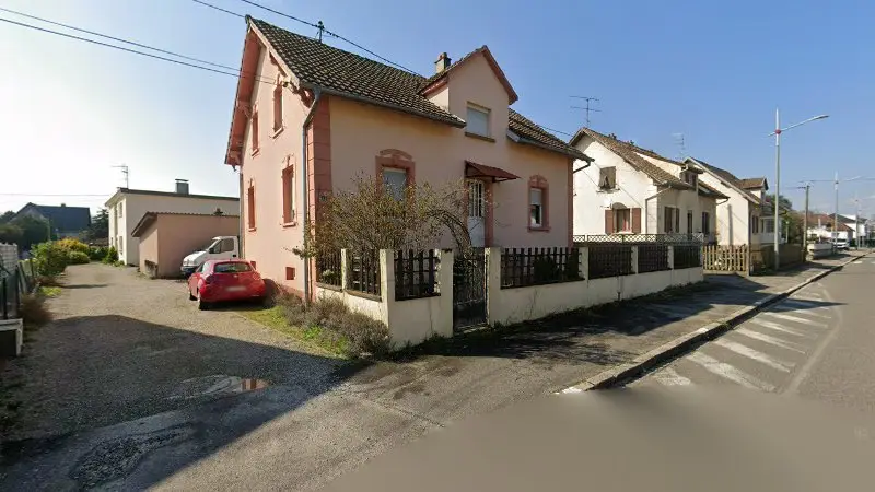Vue de la rue devant Tgv Dépannage/remorquage 24/7, Richwiller