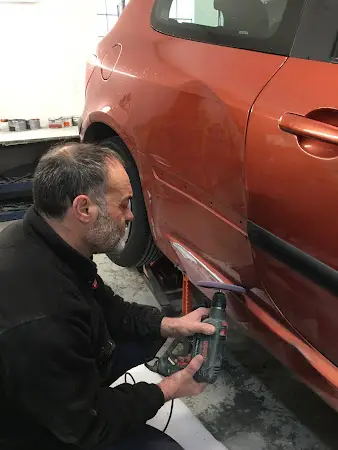 Photo publiée sur la fiche Google de VAG TECHNIC carrosserie, mécanique et diagnostic, Taverny