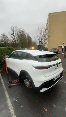 Photo publiée sur la fiche Google de Pneumatique idf, Boulogne-Billancourt
