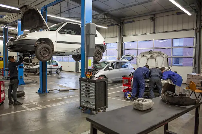 Photo publiée sur la fiche Google de EPAL : Ecole de Production Automobile de Lens, Lens