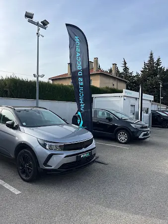 Photo publiée sur la fiche Google de Spoticar Salon-de-Provence, Salon-de-Provence