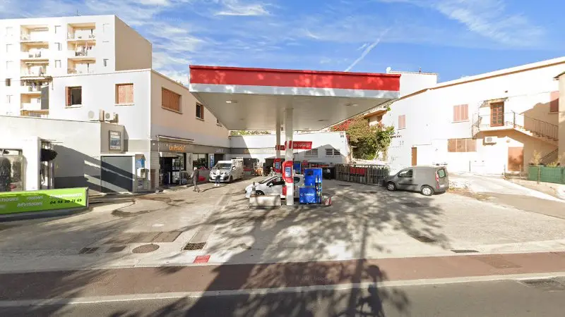 Vue de la rue devant SILIGOM EXPRESS - ESSO SERVICE LE PRADO, Bastia