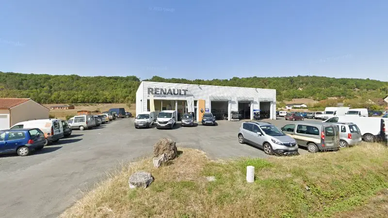 Vue de la rue devant MOTRIO-MONTIGNAC AUTOMOBILES, Montignac-Lascaux