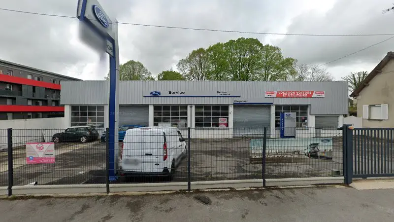 Vue de la rue devant SAS JTC AUTO, Crépy-en-Valois