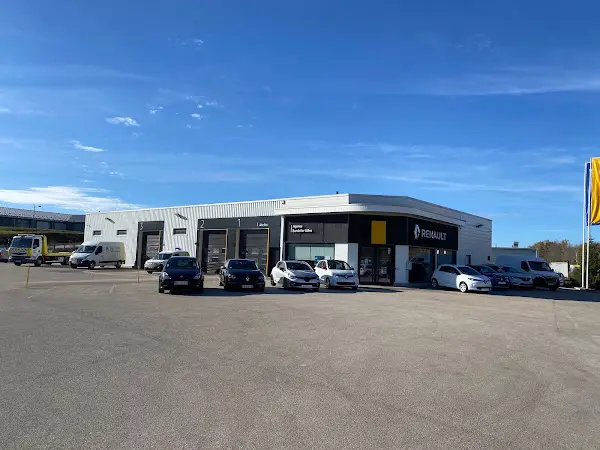 Photo publiée sur la fiche Google de RENAULT / DACIA - Agence BANDELIER Automobiles, Valdahon