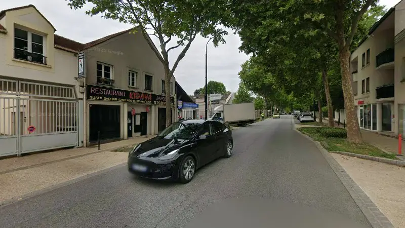 Vue de la rue devant Societe Nouvelle Garage de la Grange - Bosch Car Service, Brie-Comte-Robert