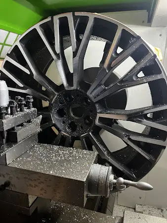 Photo publiée sur la fiche Google de L'Atelier de l'Auto, Colayrac-Saint-Cirq