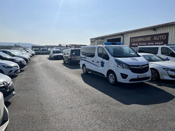 Photo publiée sur la fiche Google de Champagne Auto - Spécialiste Véhicules Utilitaires d'occasion, Champfleury