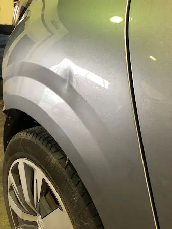 Photo publiée sur la fiche Google de BS IMPACT - Débosselage sans peinture / Carrosserie-peinture / pare-brise / UNIQUEMENT SUR RENDEZ-VOUS, La Barre-de-Monts