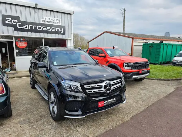 Photo publiée sur la fiche Google de CHAMPAIX Motorcraft ZeCarrossery & Zepare-brise, Châlette-sur-Loing