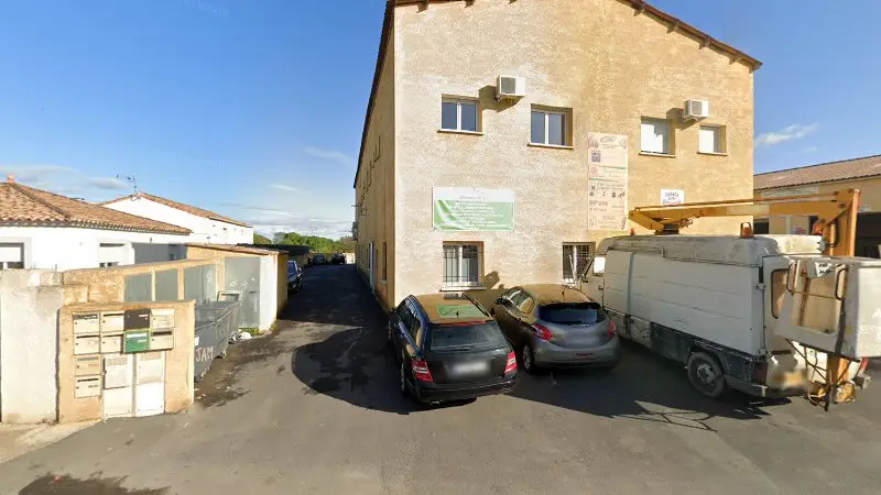 Vue de la rue devant B.H AUTO 34, Villeneuve-lès-Maguelone