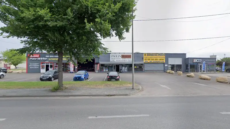 Vue de la rue devant GARAGE BOISSERIE, Marmande