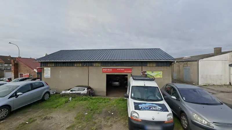 Vue de la rue devant Garage Auto Sport - MOTRIO, Le Portel