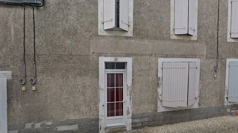 Vue de la rue devant Amp dépannage, Baignes-Sainte-Radegonde