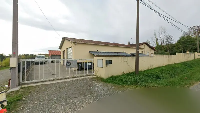 Vue de la rue devant Adimeca Sarl, Sainte-Foy-de-Peyrolières